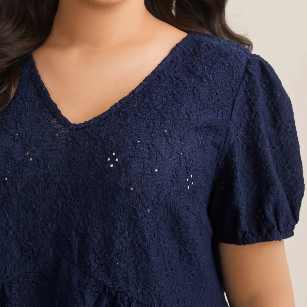 BNWT Bloomchic Navy Back Tie Bow Lace Peplum Top 14‑16 Romantic Boho - Picture 3 of 13